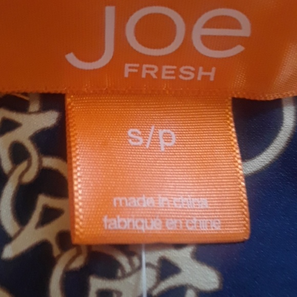 Blouse *FINAL PRICE* - Picture 2 of 4